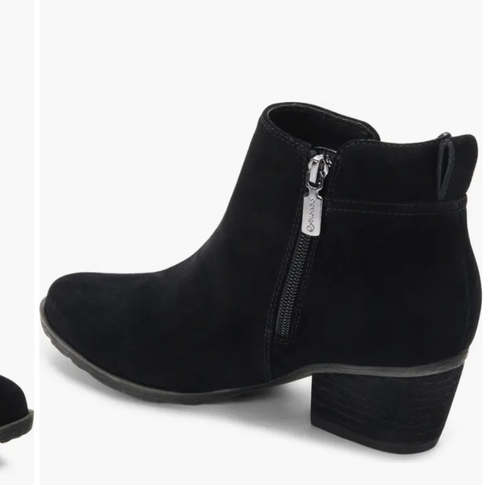 Blondo Waterproof Suede Leather Women's Black Ankle Booties NWT Size 7
